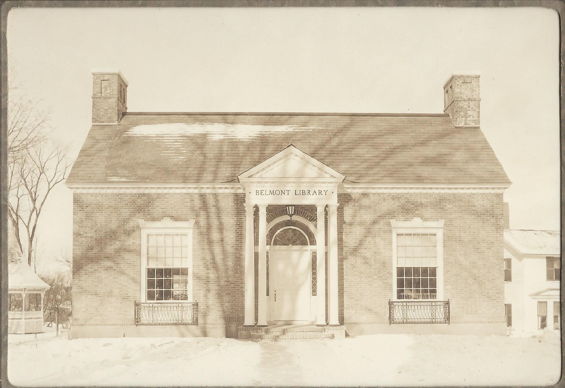 !940s Faded photo of the Belmont Library